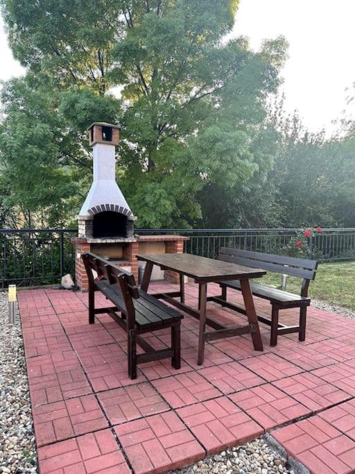 Spacious Fully Furnished Studio In Kavarna Apart Hotel Esterno foto